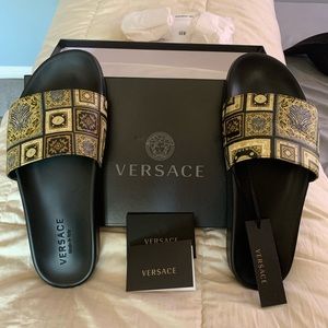 Original Versace Slide Size 11 (BLK/GOLD)